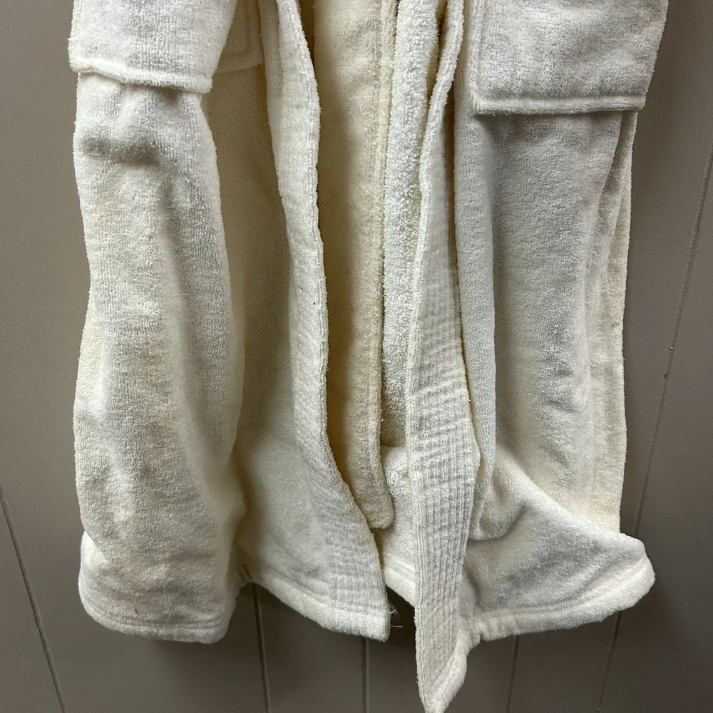Vintage Chicago Bulls Bath Robe McArthur Towels White Deadstock New with Defects
